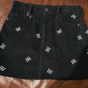 Pacsun corduroy 25 butterfly
